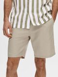 Selected REGULAR FIT SHORTS, Pure Cashmere, highres - 16092722_PureCashmere_006.jpg