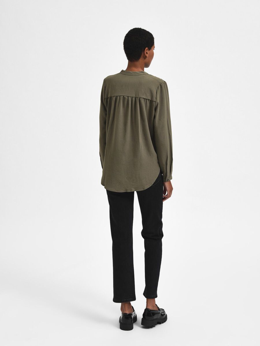 Selected HENLEY V-AUSSCHNITT STRAIGHT FIT OBERTEIL, Kalamata, highres - 16079688_Kalamata_004.jpg