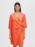 Selected SATIN CURVE ROBE CACHE-CŒUR, Emberglow, highres - 16091503_Emberglow_003.jpg