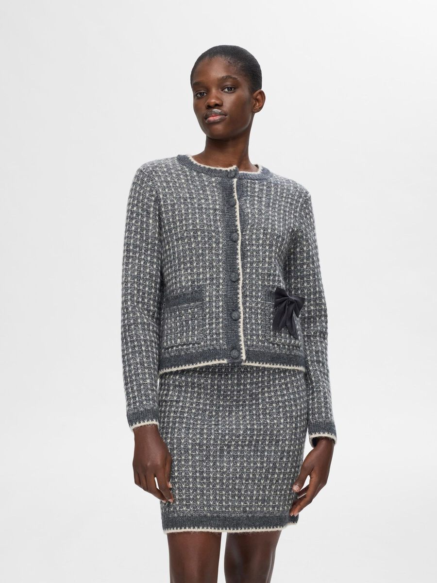 Selected ULDBLANDING STRIKKET CARDIGAN, Volcanic Ash, highres - 16095440_VolcanicAsh_1138207_003.jpg