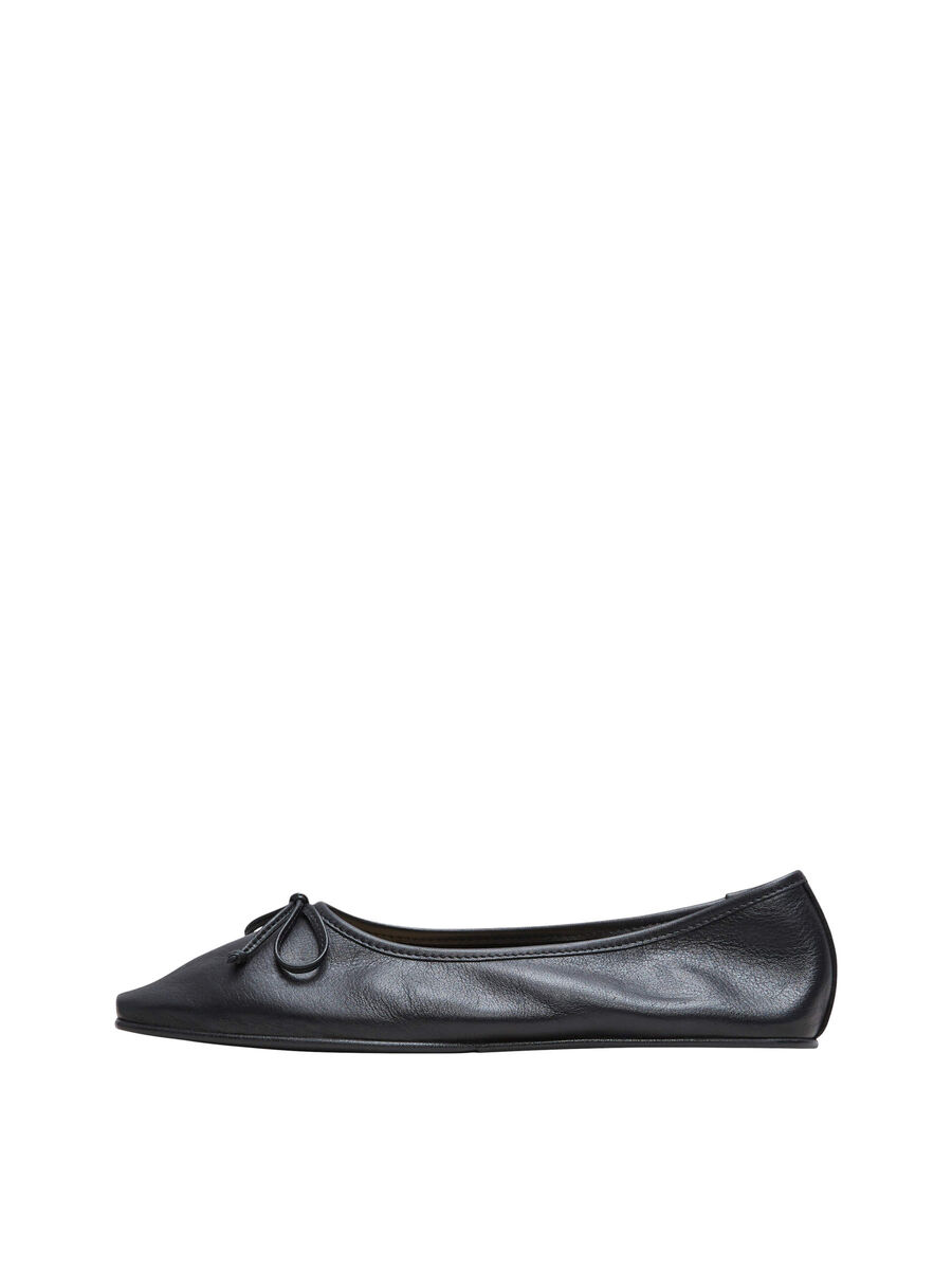 Selected LEATHER BALLET FLATS, Black, highres - 16084261_Black_001.jpg