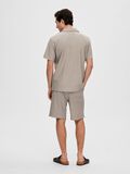 Selected CAMICIA A MANICHE CORTE, Greige, highres - 16090778_Greige_004.jpg