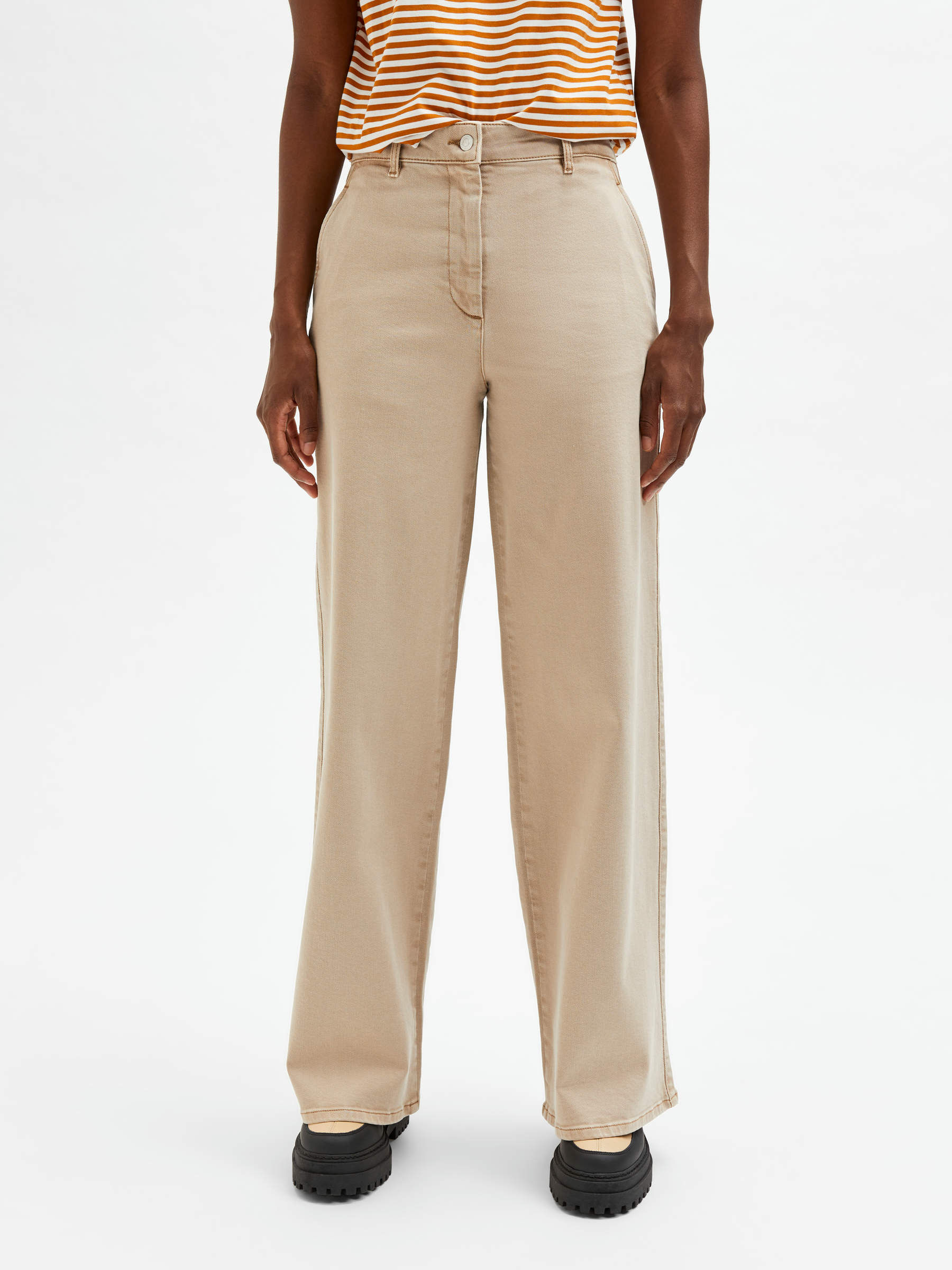 MID WAIST WIDE FIT JEANS (Beige) | Selected®