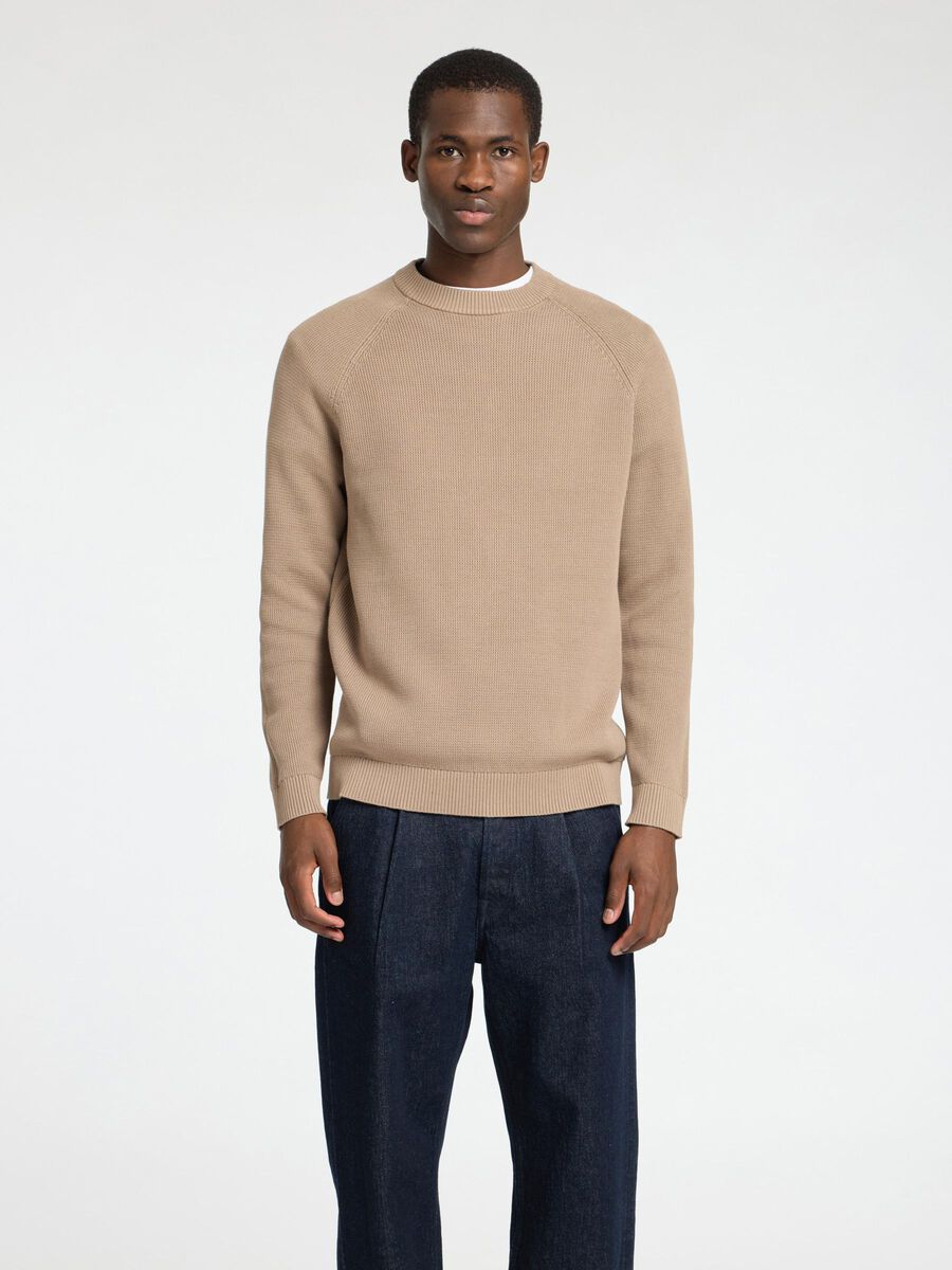 Selected 100% BAUMWOLL PULLOVER MIT RUNDHALSAUSSCHNITT, Desert Taupe, highres - 16097973_DesertTaupe_003.jpg