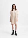 Selected OVERSIZED SATIN MINI DRESS, Birch, highres - 16068194_Birch_005.jpg