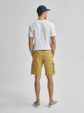 Selected BIOLOGISCH KATOEN STRETCH CARGO SHORTS, Mustard Gold, highres - 16077573_MustardGold_004.jpg