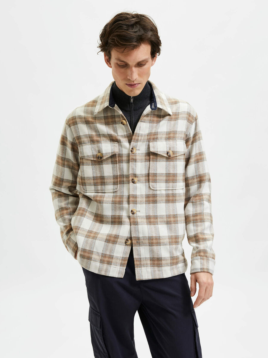 Selected PLAID OVERSHIRT, Egret, highres - 16083190_Egret_910045_003.jpg