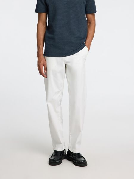 Selected 196 STRAIGHT FLEX CHINOS, Cloud Dancer, highres - 16087665_CloudDancer_003.jpg