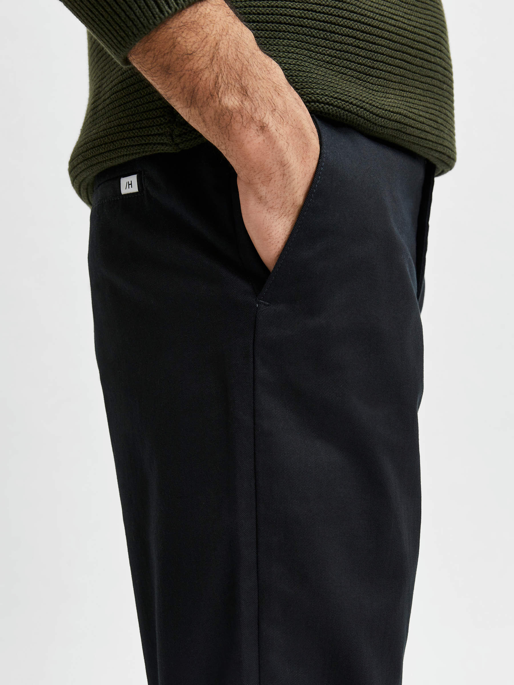 Black STRAIGHT FIT 196 TROUSERS | Selected®
