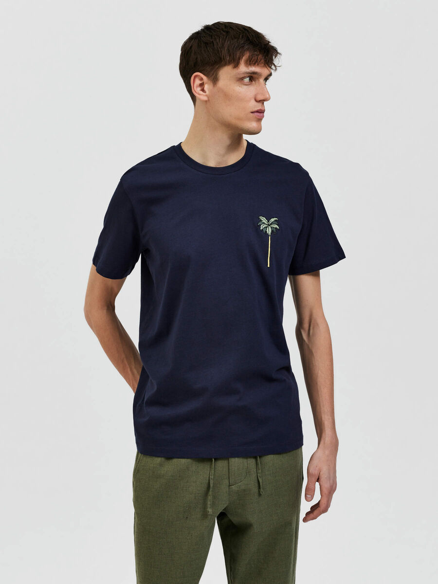 Selected BESTICKTES T-SHIRT, Sky Captain, highres - 16087524_SkyCaptain_003.jpg