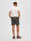 Selected COMFORT FIT SHORTS, Dark Shadow, highres - 16083844_DarkShadow_004.jpg