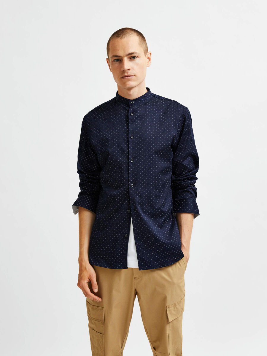 Selected COL MANDARIN COTON BIOLOGIQUE CHEMISE, Navy Blazer, highres - 16077360_NavyBlazer_817157_003.jpg