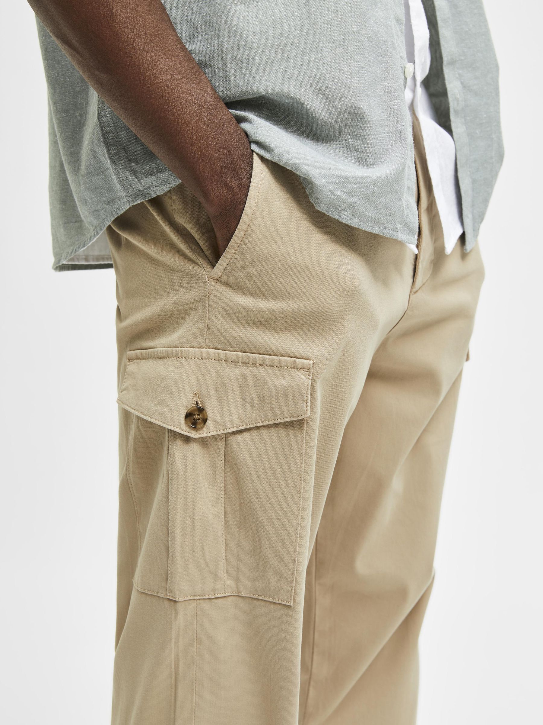 172 SLIM TAPERED FIT CARGO TROUSERS Beige SELECTED HOMME