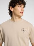 Selected REGULAR FIT PRINTED T-SHIRT, Pure Cashmere, highres - 16099318_PureCashmere_1221893_006.jpg