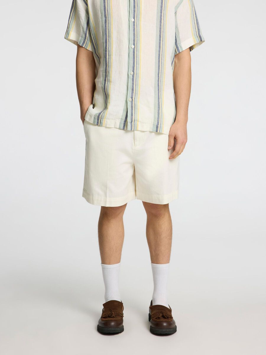 Selected LOOSE FIT  CHINO SHORTS, Egret, highres - 16096744_Egret_003.jpg