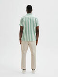 Selected CUELLO CUBANO CAMISA, Green Lily, highres - 16084639_GreenLily_931758_004.jpg