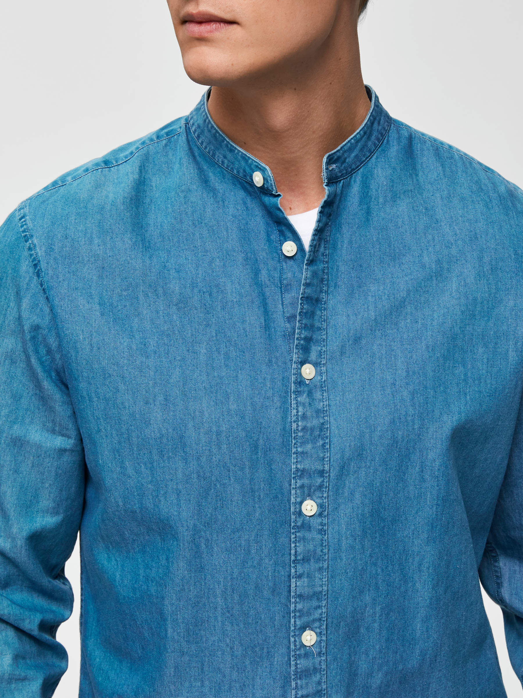 MANDARIN COLLAR DENIM SHIRT Blue SELECTED HOMME
