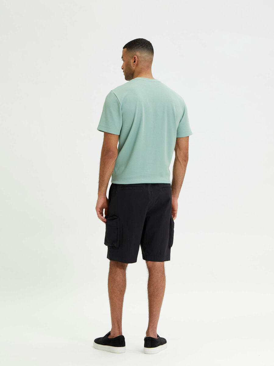 Selected CARGO SHORT, Black, highres - 16084427_Black_004.jpg