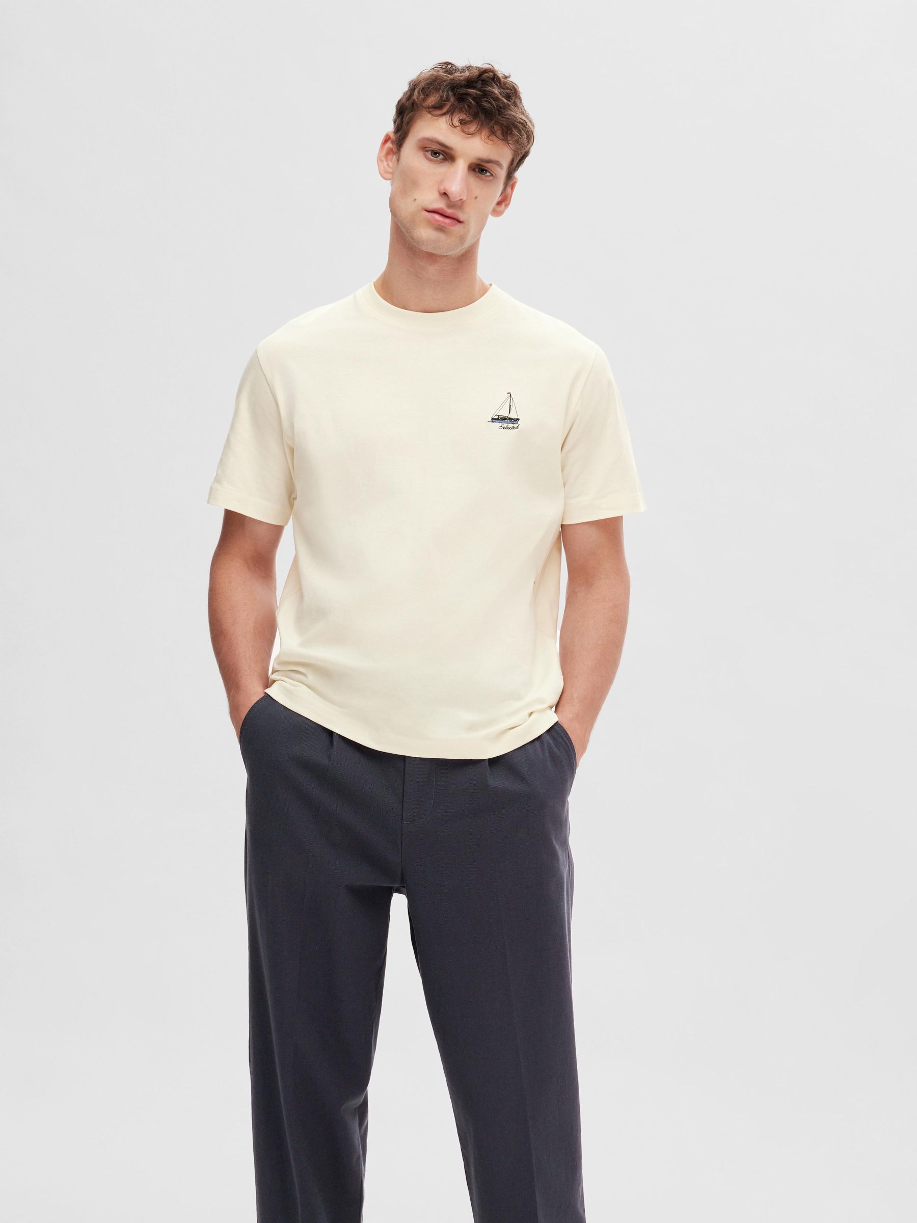 Geborduurd t shirt deals