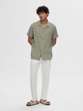 Selected COL CUBAIN CHEMISE, Vetiver, highres - 16084639_Vetiver_005.jpg