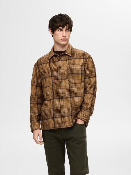 Selected CHECKED OVERSHIRT, Chocolate Torte, highres - 16094847_ChocolateTorte_1125934_003.jpg