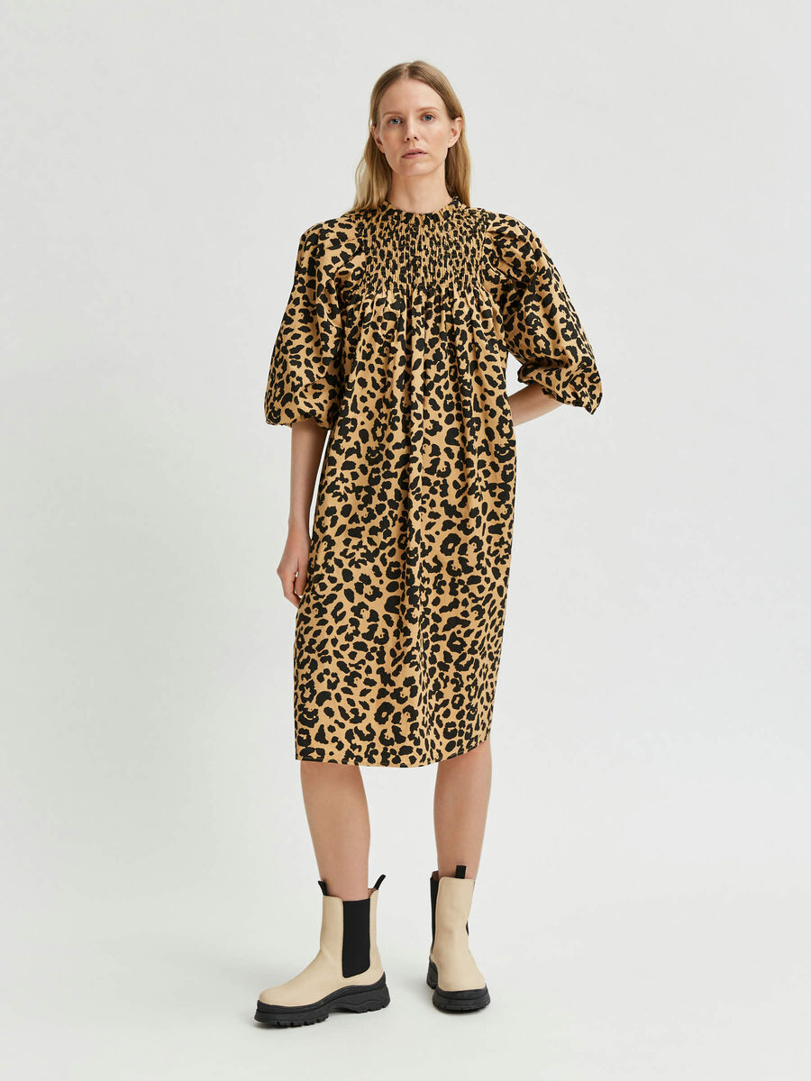 Selected LEOPARD PRINT SMOCK DETAIL DRESS, Croissant, highres - 16081421_Croissant_886005_003.jpg