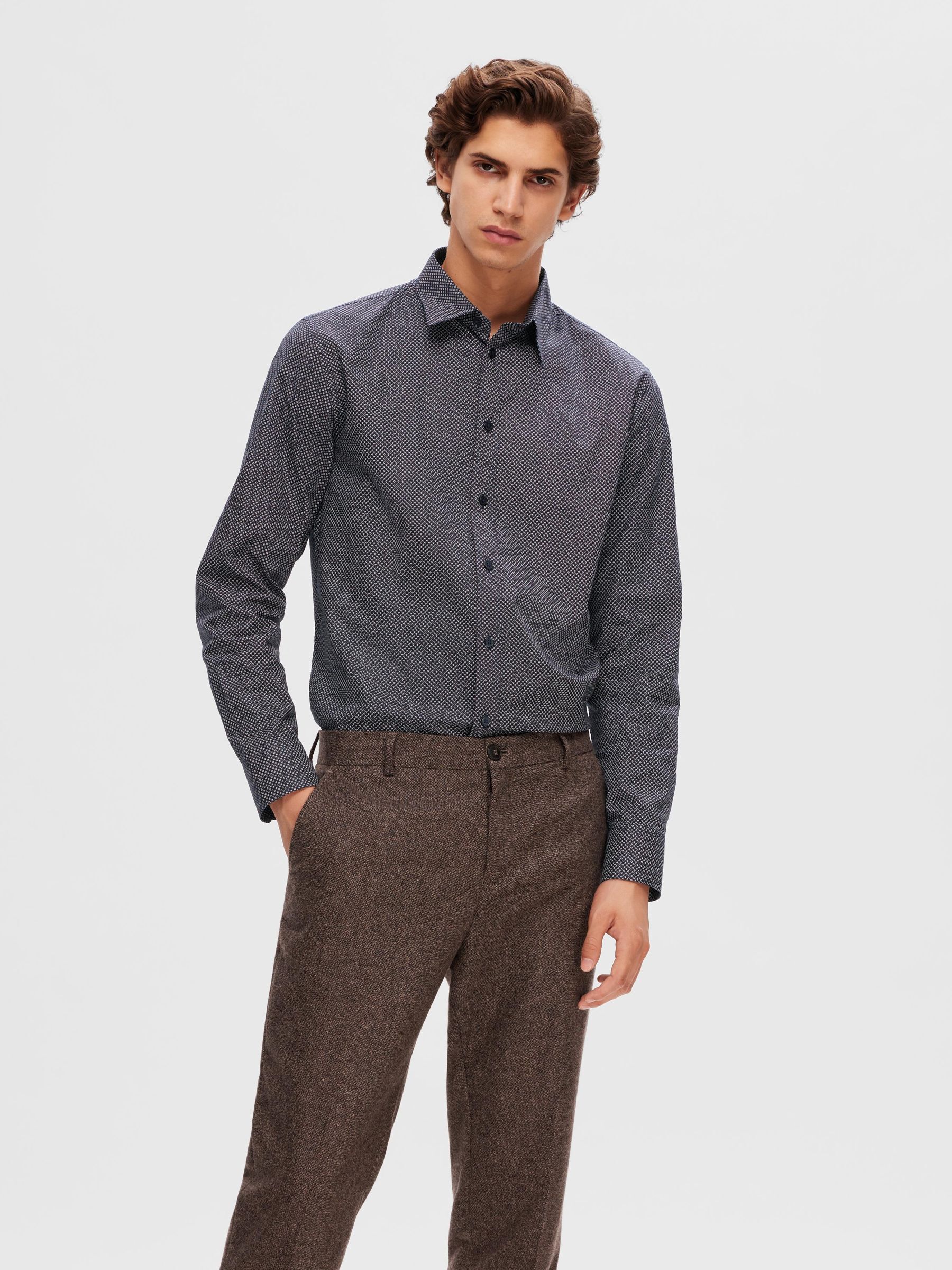 Dark grey shirt blue pants sale