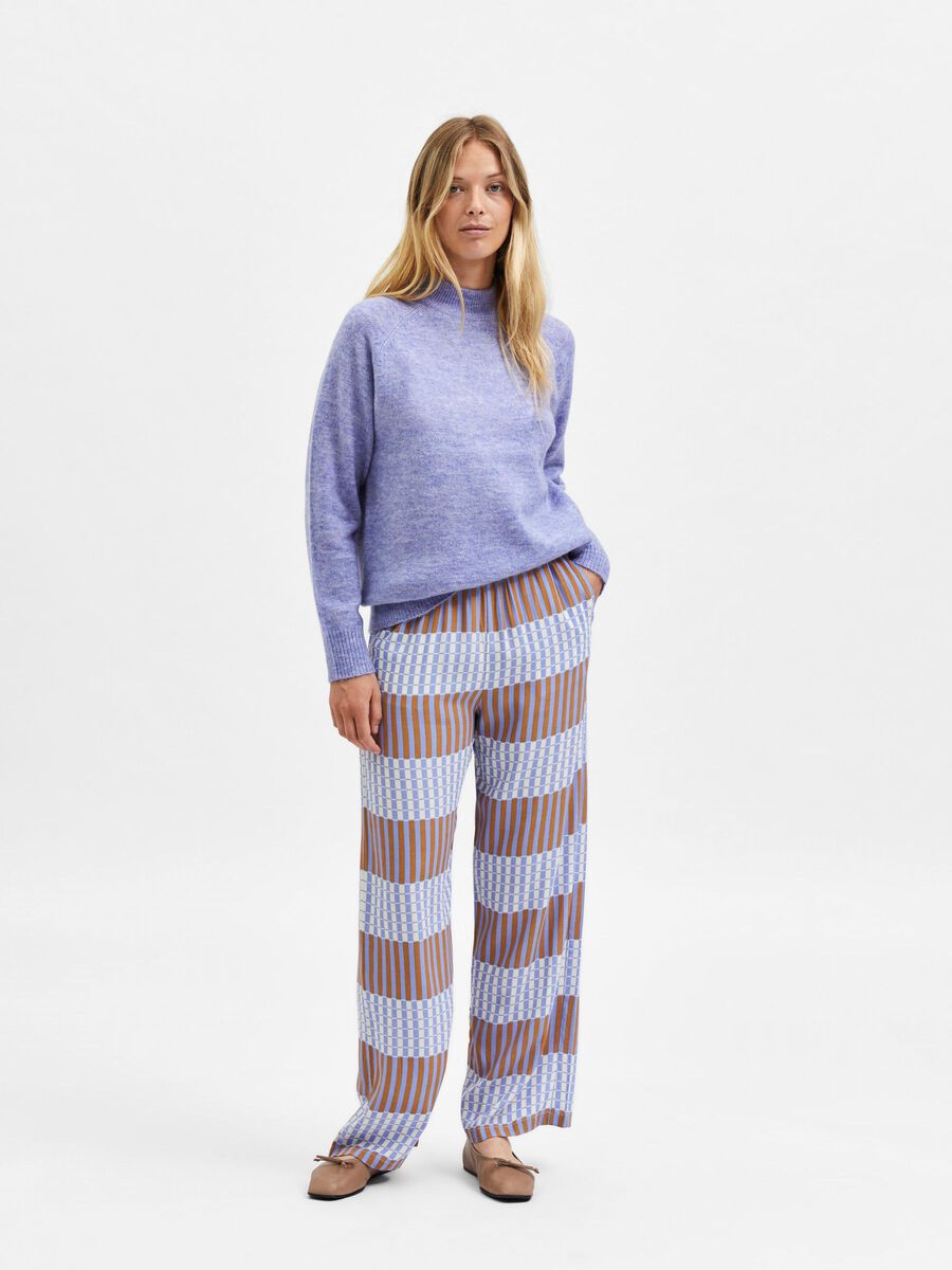 Selected HOGE KRAAG SWEATER, Jacaranda, highres - 16084811_Jacaranda_945107_005.jpg