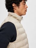 Selected PADDED QUILTED GILET, Pure Cashmere, highres - 16089396_PureCashmere_006.jpg