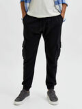 Selected KNITTED CARGO TROUSERS, Black, highres - 16082832_Black_003.jpg