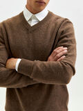 Selected V-NECK KNITTED JUMPER, Chocolate Brown, highres - 16081102_ChocolateBrown_879537_006.jpg