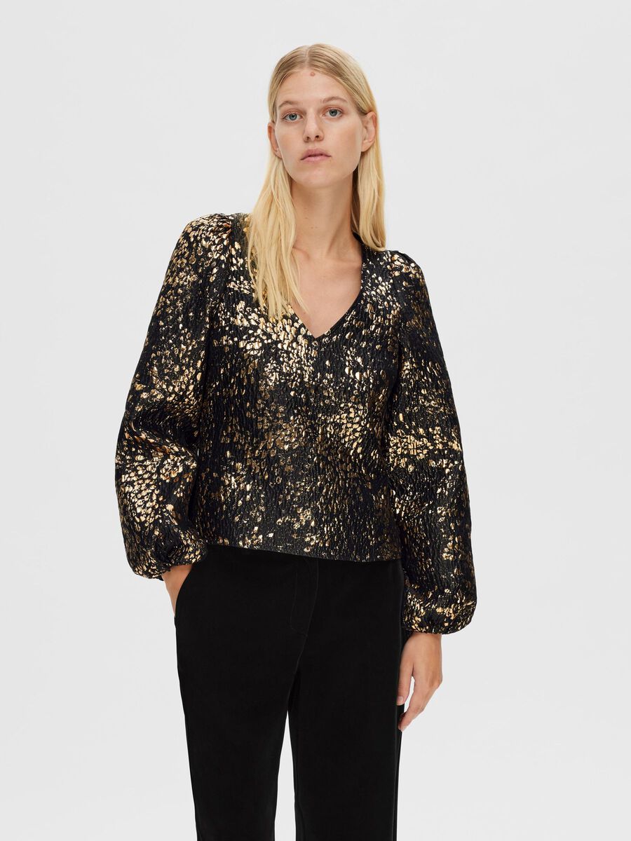 Selected TOP, Gold Colour, highres - 16092017_GoldColour_003.jpg
