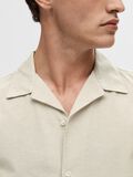 Selected SHORT-SLEEVED SHIRT, Pure Cashmere, highres - 16092978_PureCashmere_006.jpg
