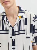 Selected ABSTRACT PRINT CUBAN COLLAR SHIRT, Cloud Dancer, highres - 16084638_CloudDancer_931748_006.jpg