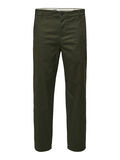 Selected 220 LOOSE FIT FLEX CHINO, Forest Night, highres - 16080159_ForestNight_001.jpg