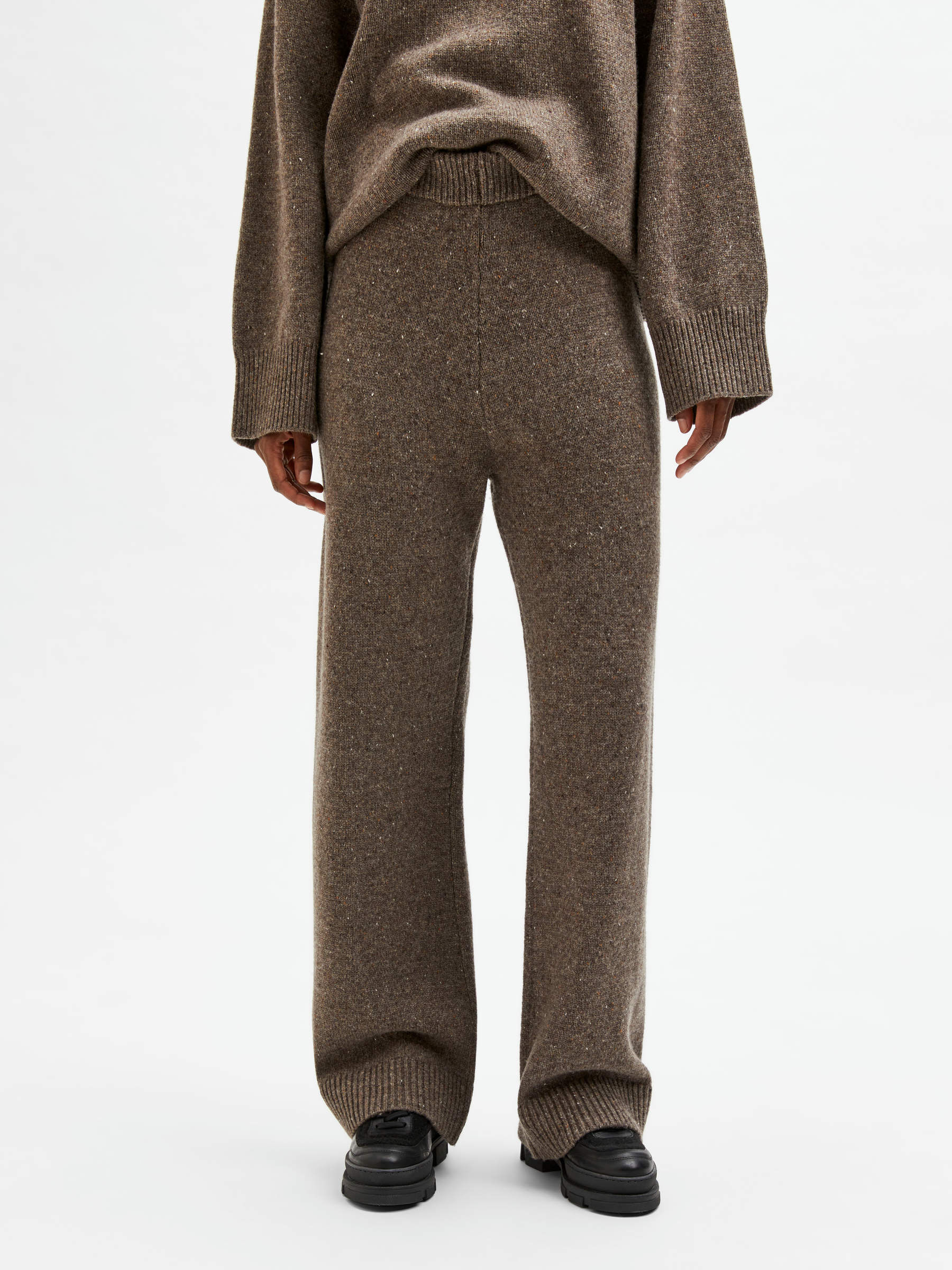 Dambyxor  Culottebyxor u0026 vida byxor  SELECTED FEMME