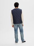 Selected QUILTED GILET, Sky Captain, highres - 16093951_SkyCaptain_004.jpg
