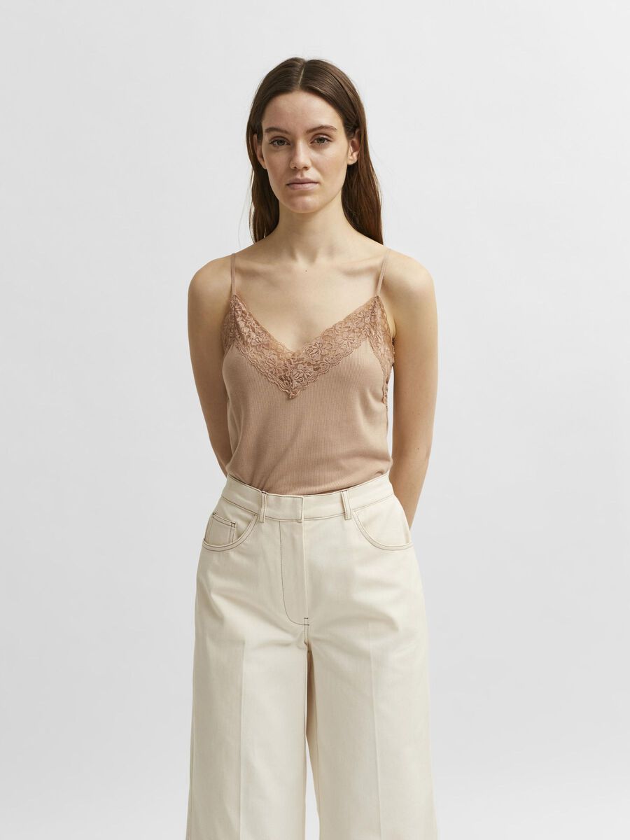 Selected LACE - STRAP TOP, Nomad, highres - 16057357_Nomad_003.jpg