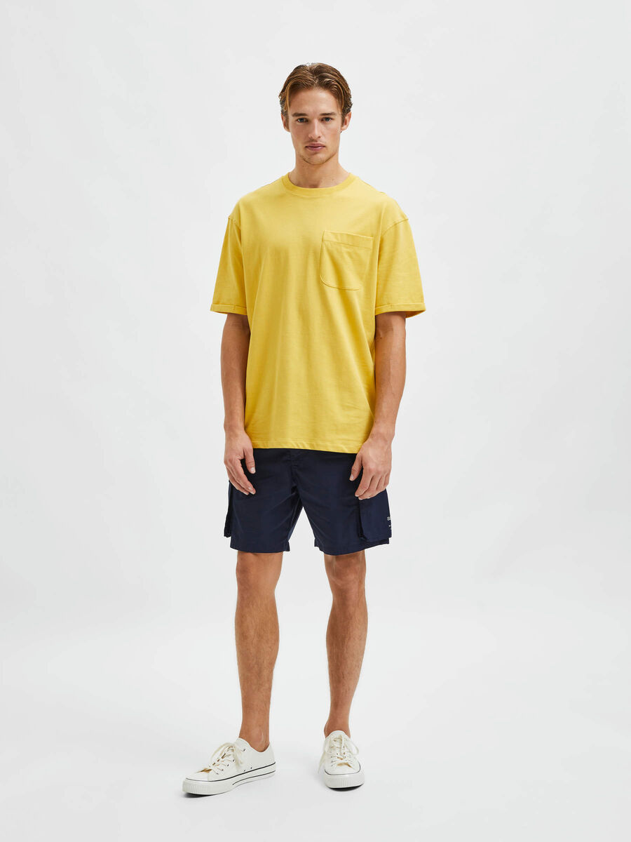 Selected RUNDHALS- T-SHIRT, Misted Yellow, highres - 16083402_MistedYellow_005.jpg