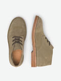 Selected SUEDE DESERT BOOTS, Grape Leaf, highres - 16084438_GrapeLeaf_005.jpg