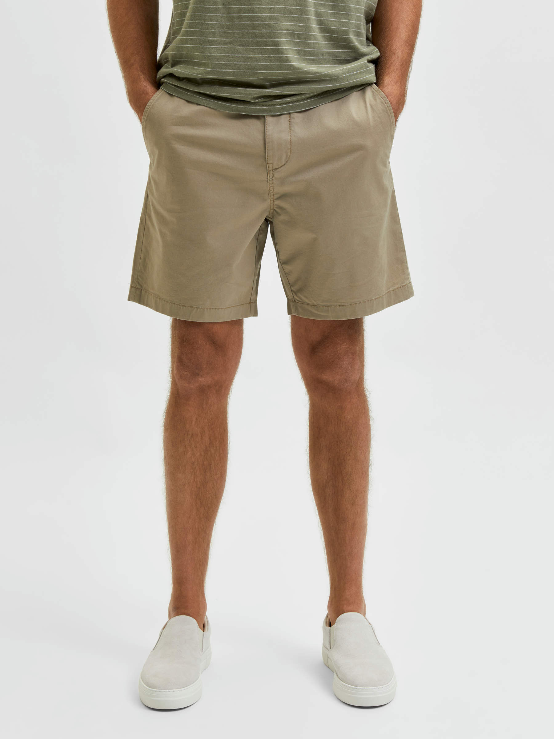 COMFORT FIT SHORTS Beige SELECTED HOMME