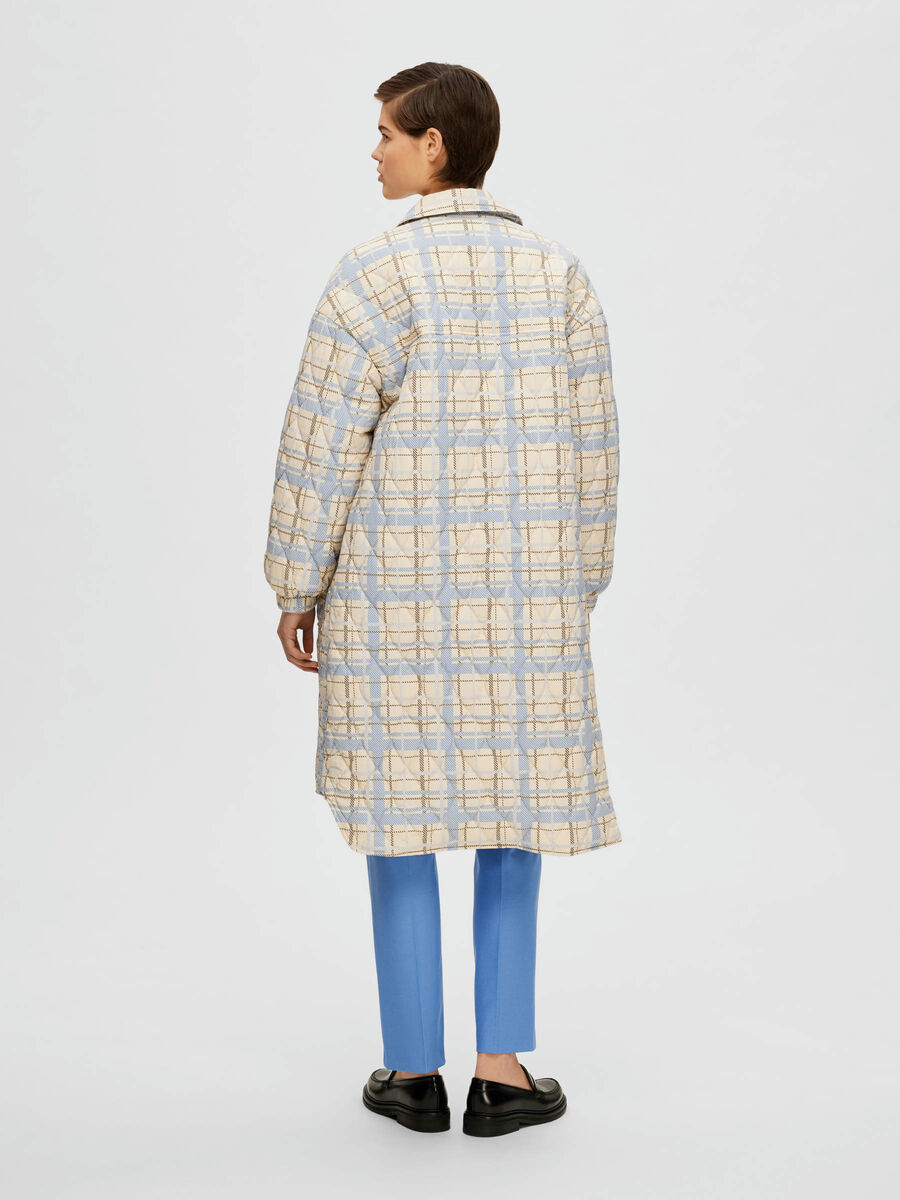 Selected LONG QUILTED JACKET, Sandshell, highres - 16088152_Sandshell_992587_004.jpg