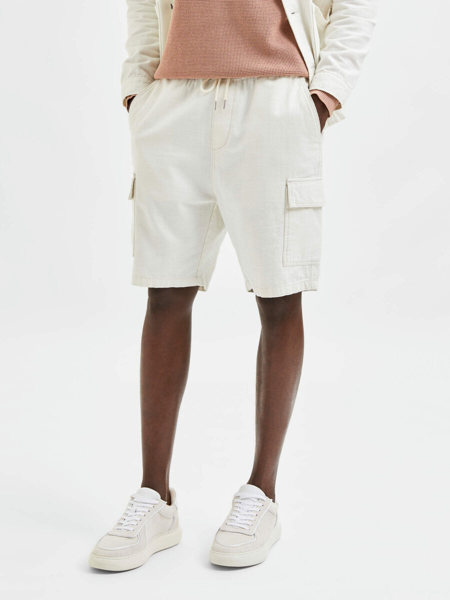 Selected LOOSE FIT SHORTS, Egret, highres - 16083578_Egret_003.jpg