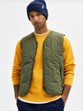 Selected QUILTED GILET, Olive Night, highres - 16084154_OliveNight_008.jpg
