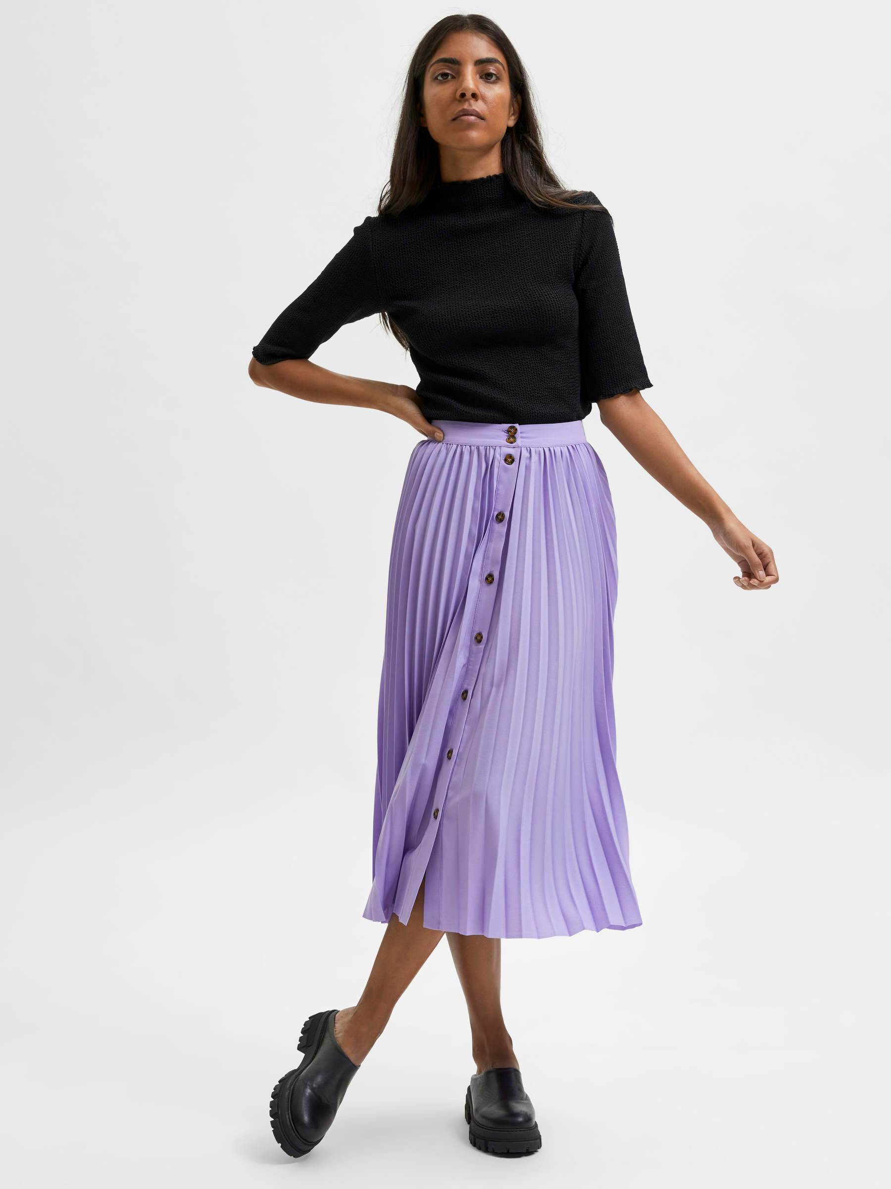 Pleated midi skirt lilac on sale