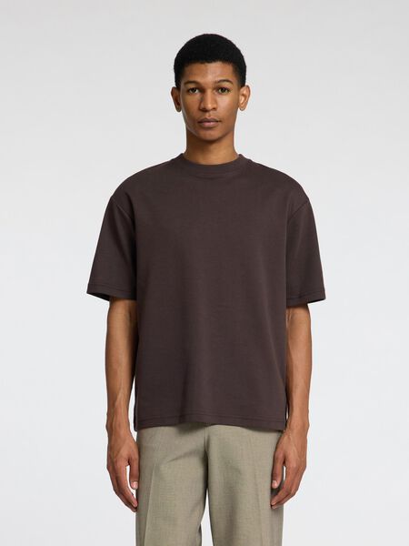 Selected LOOSE FIT T-SHIRT, Chocolate Torte, highres - 16094143_ChocolateTorte_003.jpg
