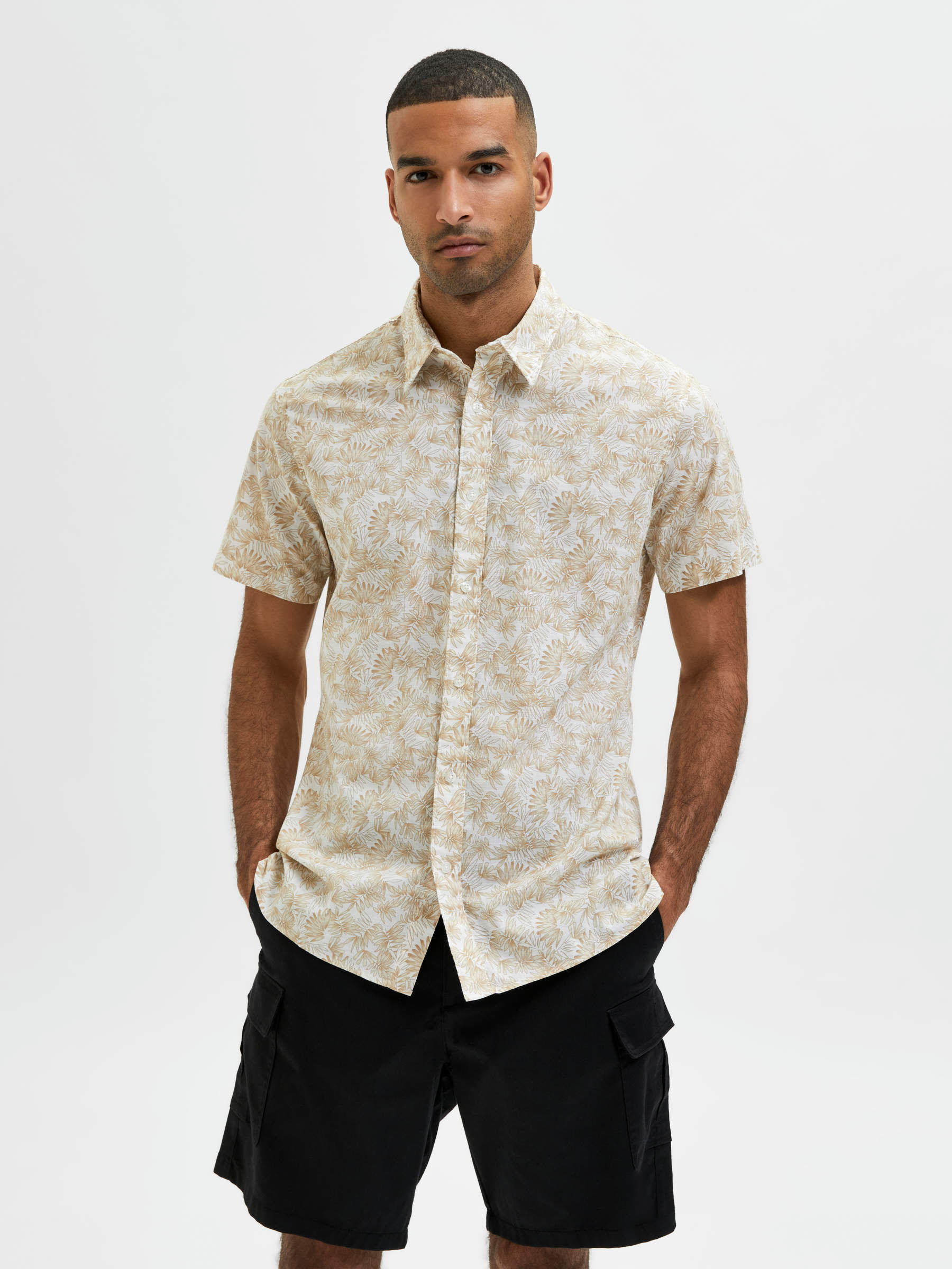 Beige FLORAL PRINT SHIRT | Selected®