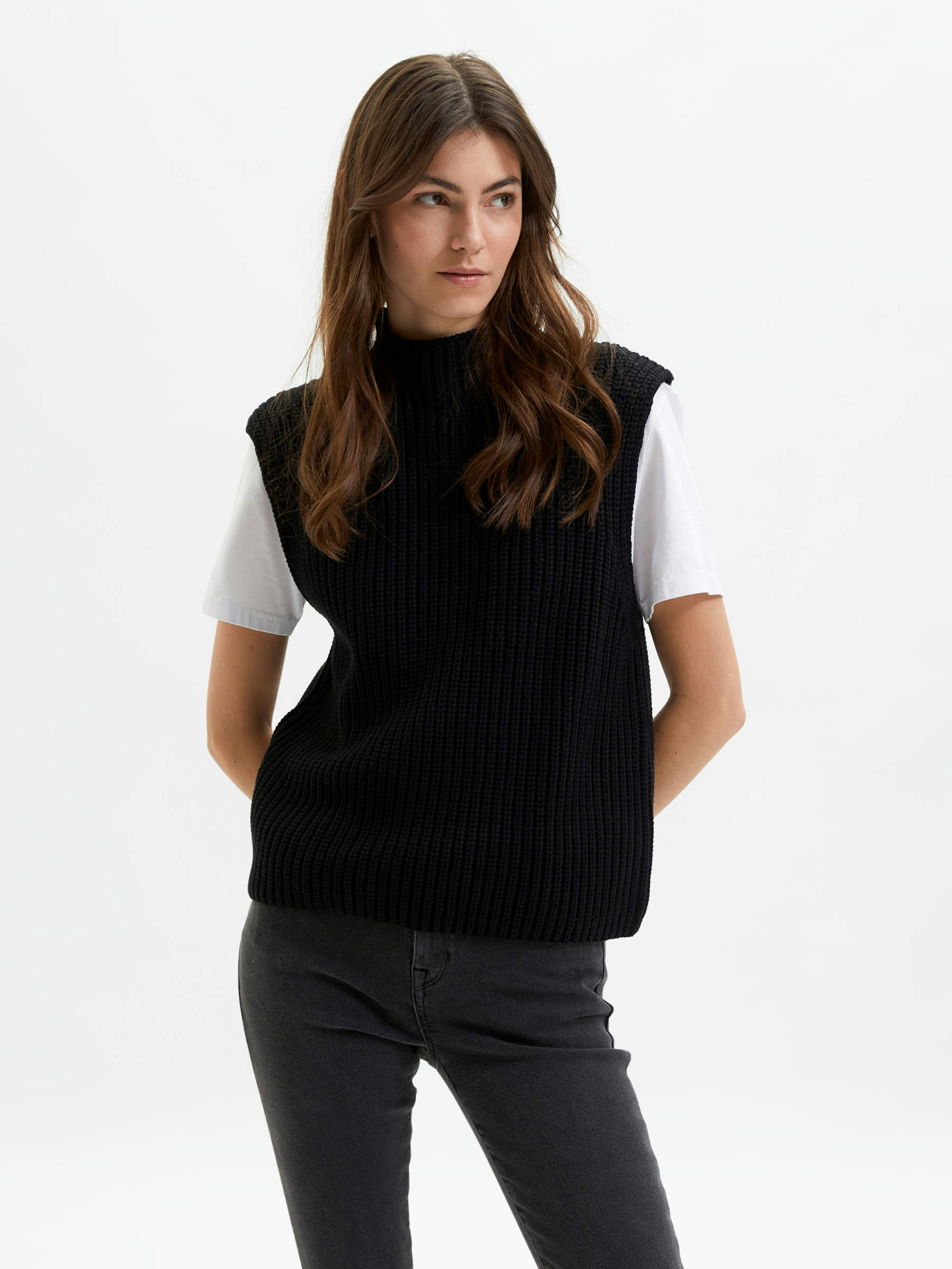 RIBBED KNITTED VEST Black SELECTED FEMME