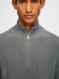 Selected COTTON HALF-ZIP PULLOVER, Stormy Weather, highres - 16092674_StormyWeather_1092616_006.jpg