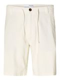 Selected COMFORT FIT SHORTS, Cloud Dancer, highres - 16087638_CloudDancer_001.jpg